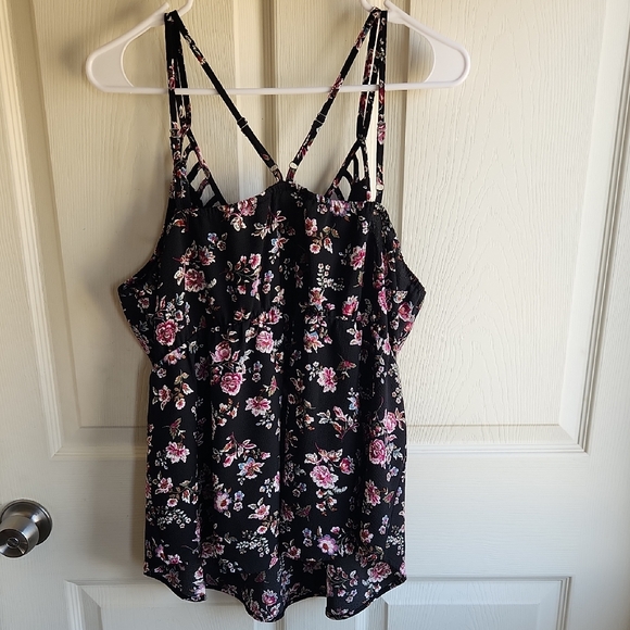 Maurices Black Floral Strappy Camisole - Picture 3 of 5